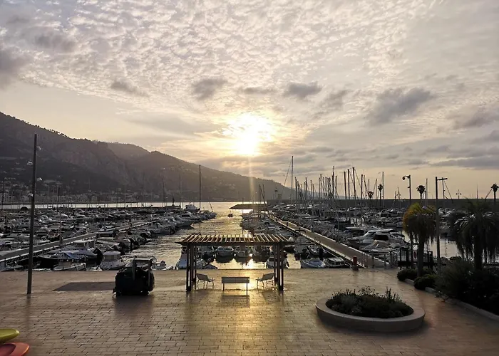 Prato - Near The In Апартаменты