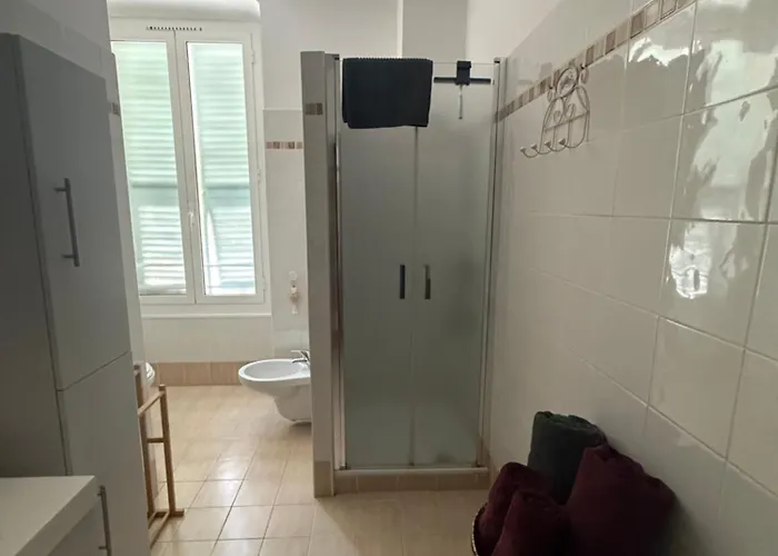 Prato - Near The In *