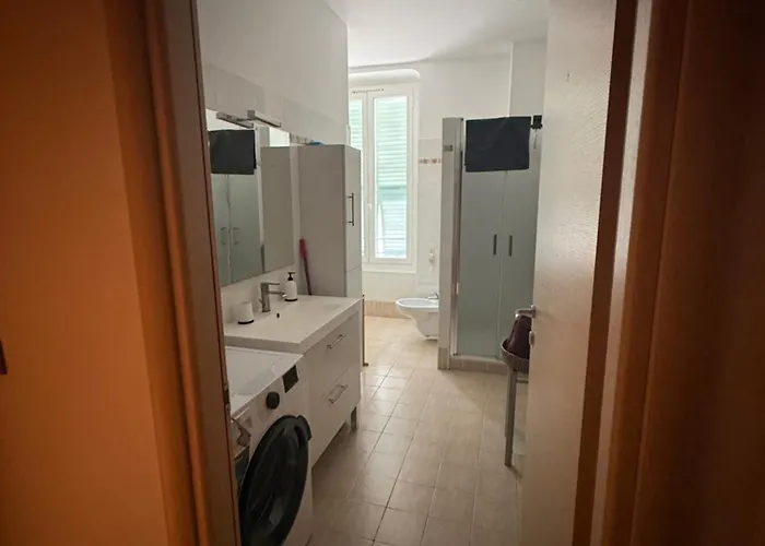 Prato - Near The In Апартаменты *