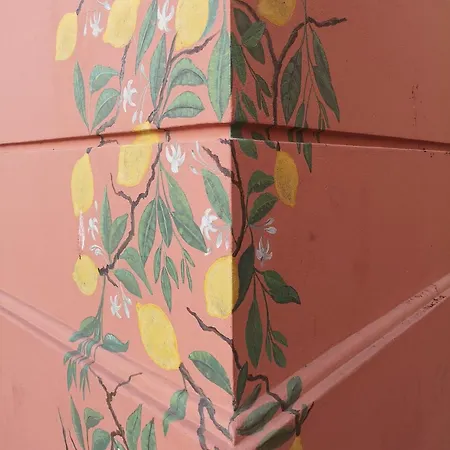 Prato - Near The In Menton