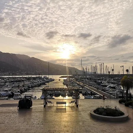 Prato - Near The In 公寓