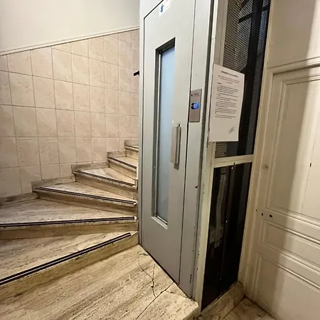 Prato - Near The In *