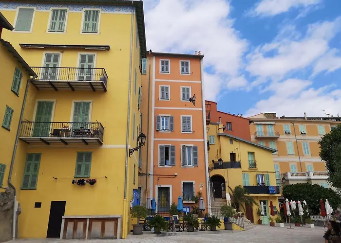 Prato - Near The In * Μεντόν