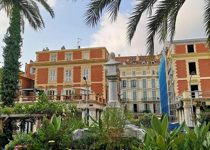 Prato - Near The In Διαμέρισμα Μεντόν