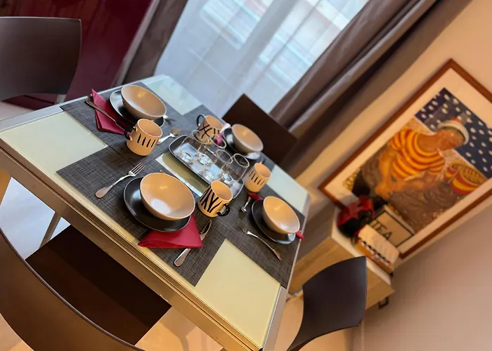 Apartament Prato - Near The In *